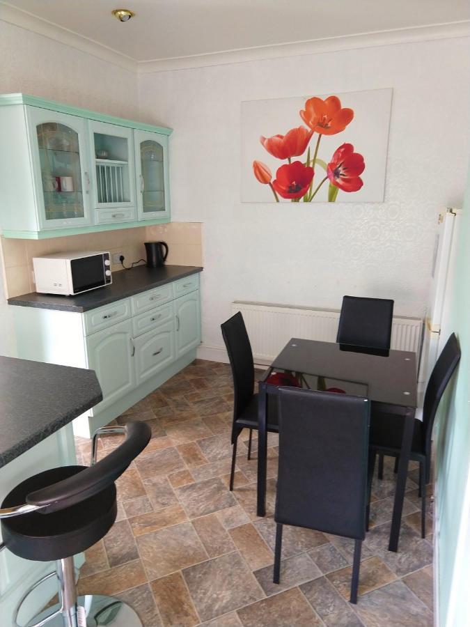 Napier Town House - Self Catering - Guesthouse Style - Twin And Double Rooms Workington Exterior photo